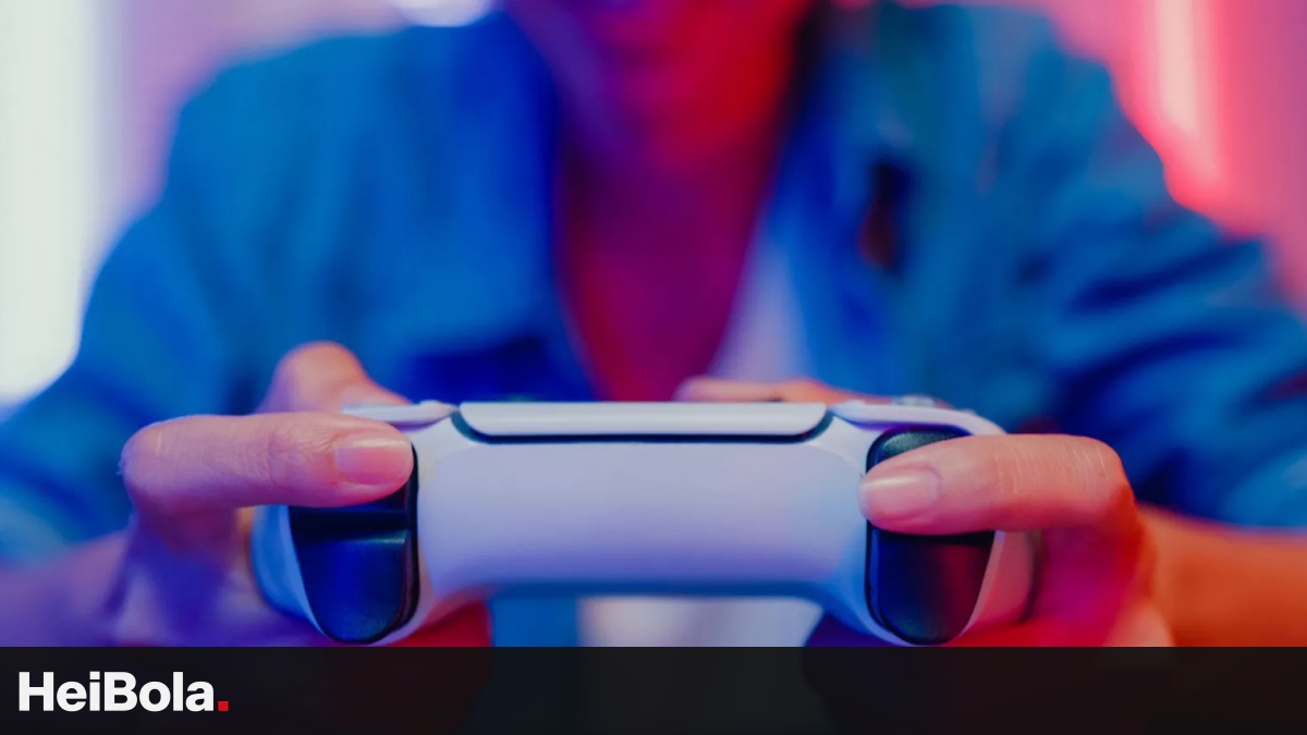 Tech Firms Raise Prices on PCs and Consoles Amid Component Shortages
