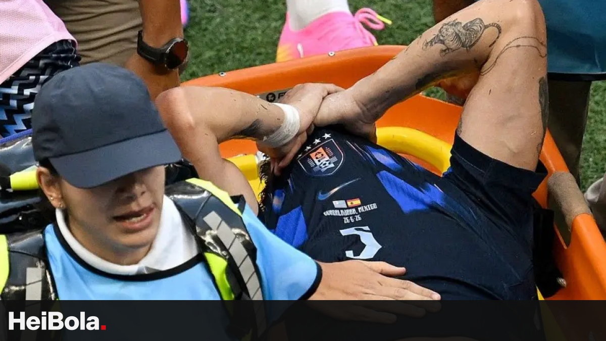 Man Utd Await Injury Update on Ugarte After Stretcher Exit vs Spain