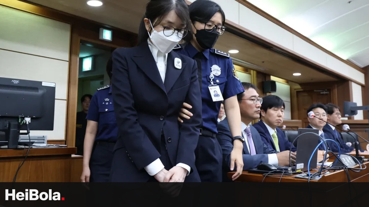 South Korean Court Sentences Former First Lady to Seven Years for Bribery