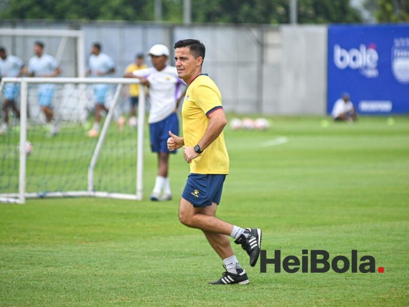 Persib Bandung Rombak Staf Kepelatihan, Miro Petric Resmi Berpisah