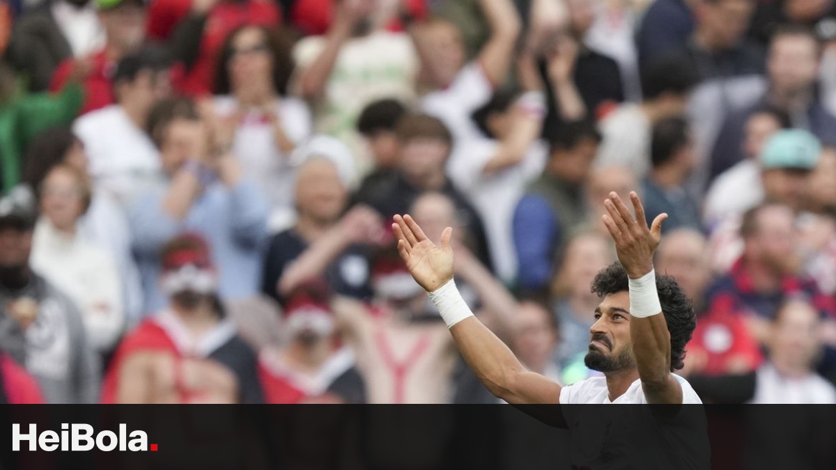 Ramin Rezaeian Terpilih Sebagai Pemain Terbaik di Laga Mesir Vs Iran