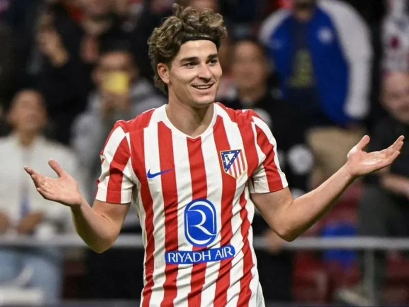 Atletico Madrid Siapkan Tindakan Hukum Terhadap Barcelona soal Julian Alvarez