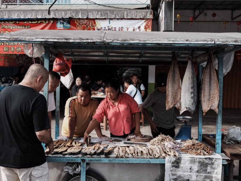 Mills Buka Toko Baru di Singkawang Kalimantan Barat