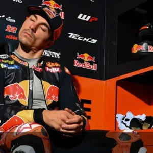 Maverick Vinales Terancam Pensiun dari MotoGP