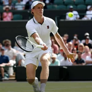 Jannik Sinner Melaju ke Babak Keempat Wimbledon