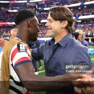Pochettino Apresiasi Keputusan FIFA untuk Balogun