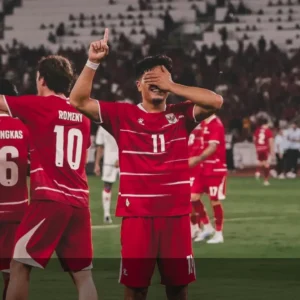 Ragnar Oratmangoen Resmi Gabung Persib Bandung