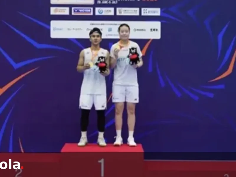 Redzuan-Zi Yu Raih Emas di Kejuaraan Asia Junior 2026